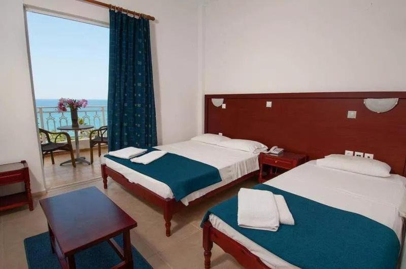 Poseidon Beach Hotel Кастросикия Экстерьер фото