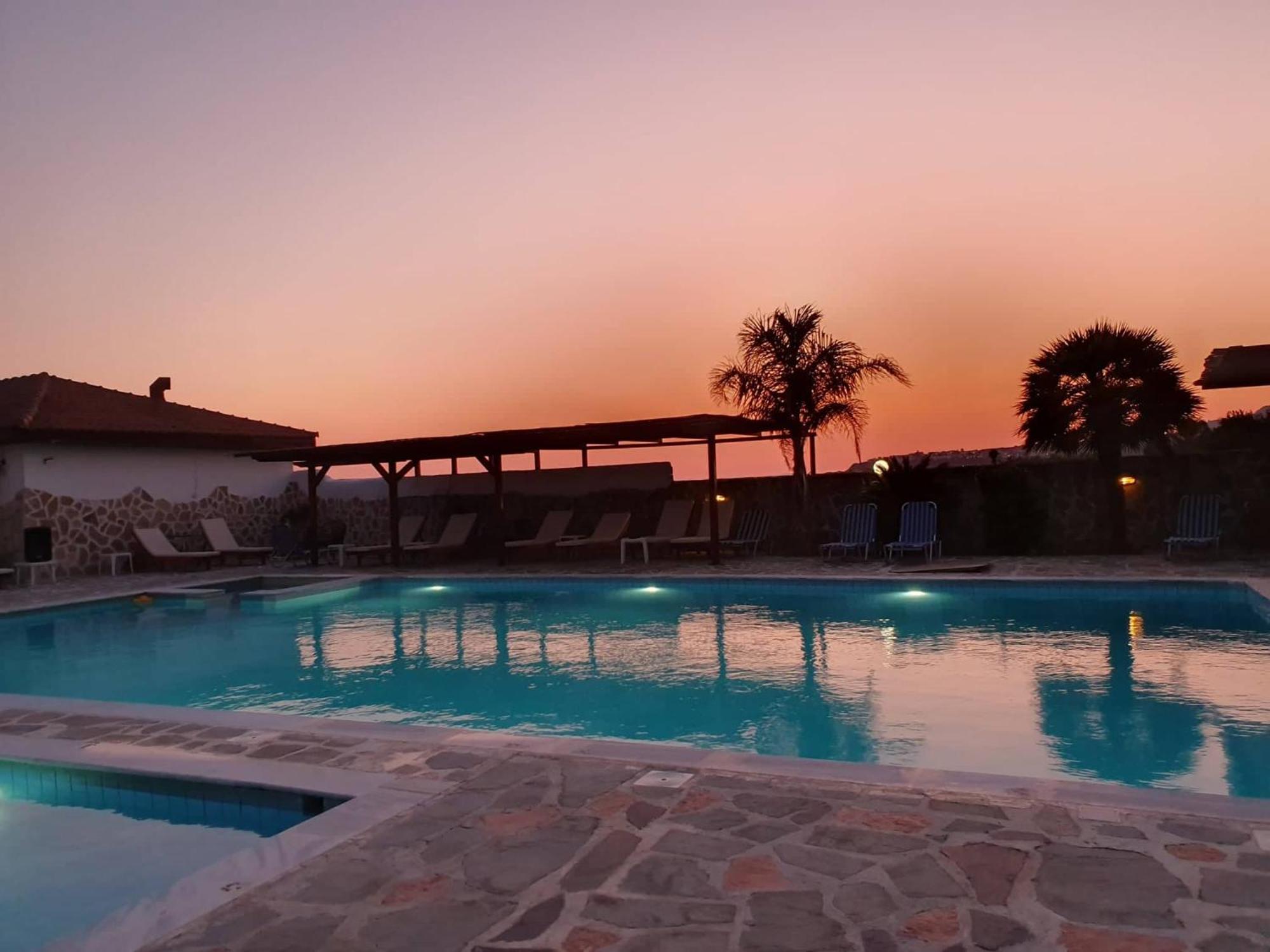 Poseidon Beach Hotel Кастросикия Экстерьер фото