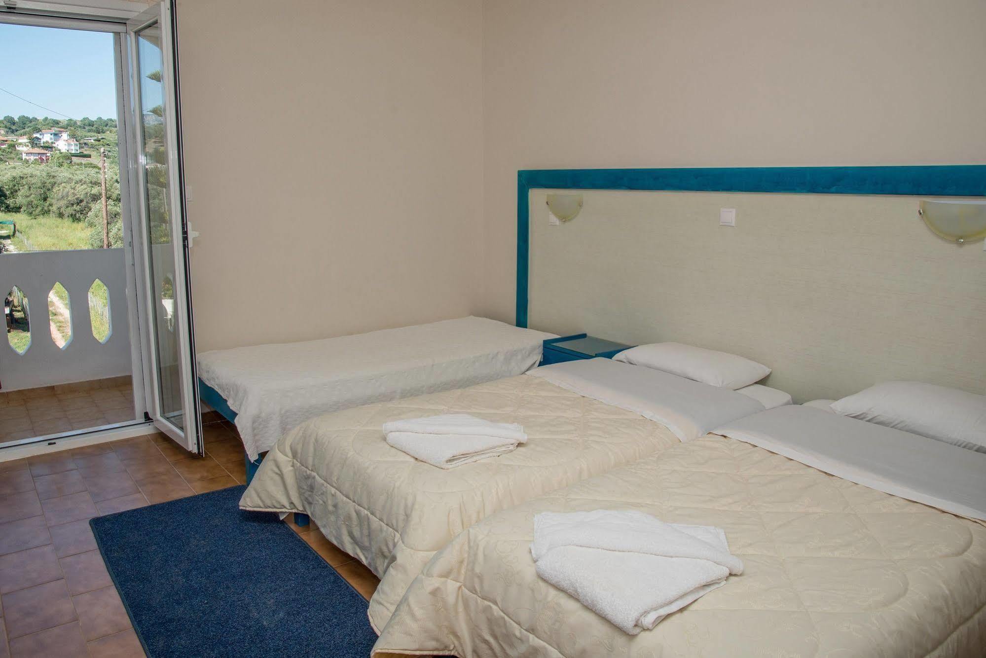 Poseidon Beach Hotel Кастросикия Экстерьер фото