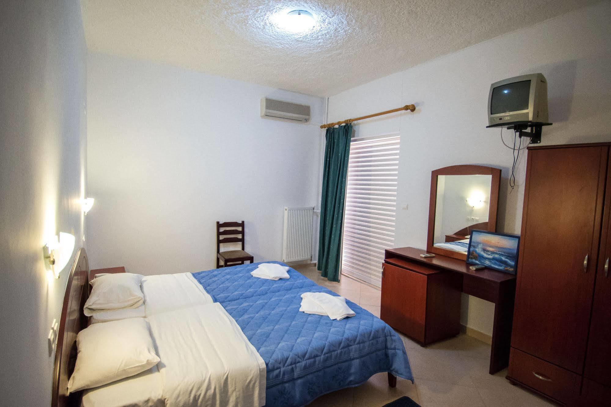 Poseidon Beach Hotel Кастросикия Экстерьер фото