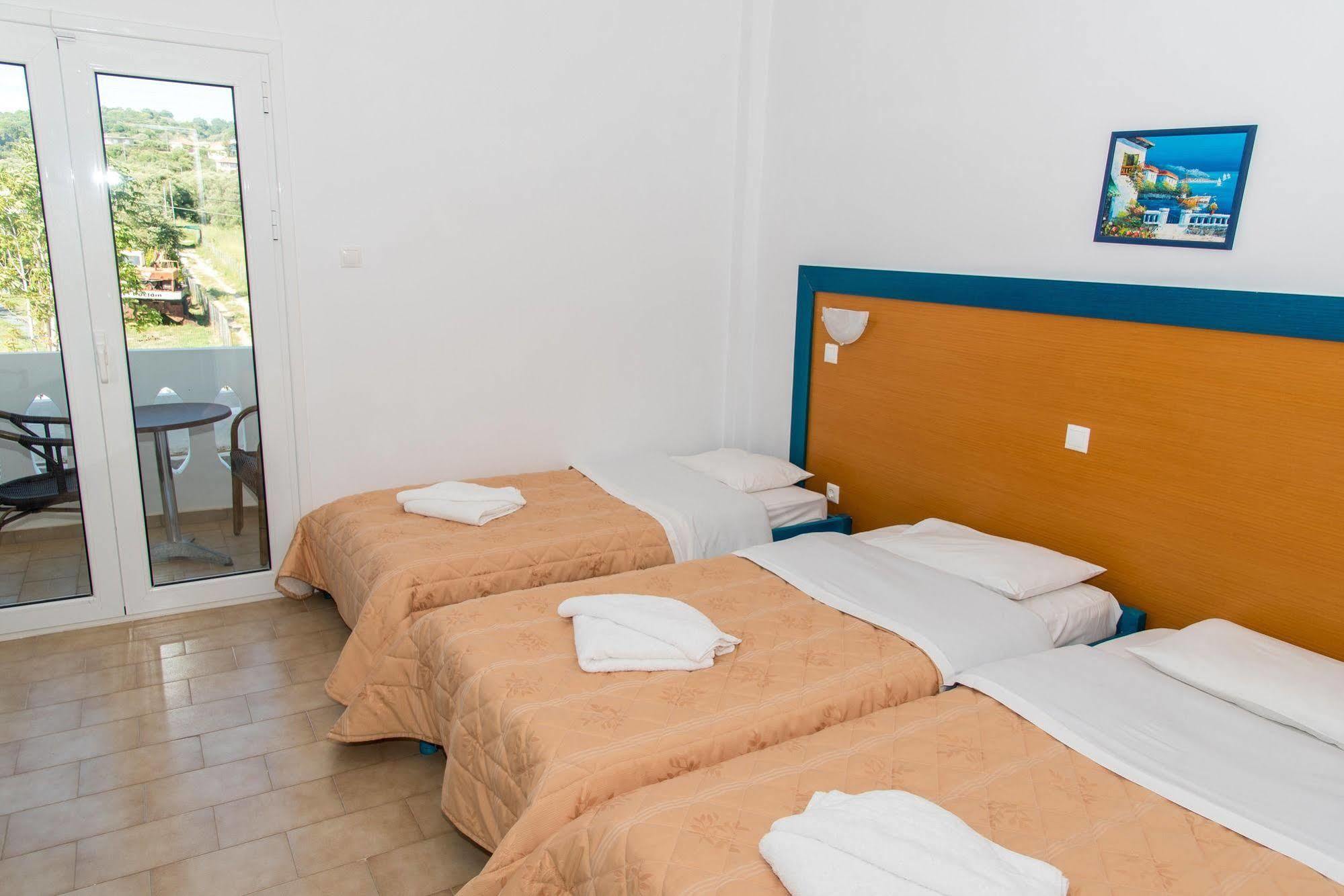 Poseidon Beach Hotel Кастросикия Экстерьер фото
